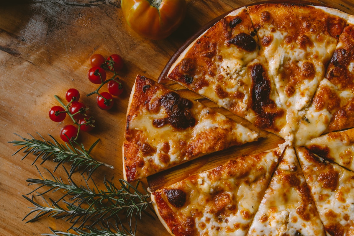 Pizza Grande · Borda Recheada (8 fatias)